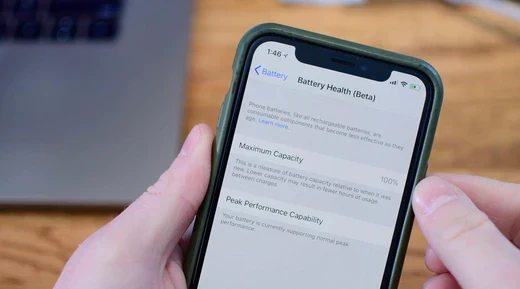 Battery health warning on an aging smartphone screen
