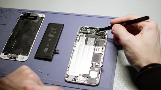 Comparison of insurance replacement phone and certified refurbished phone